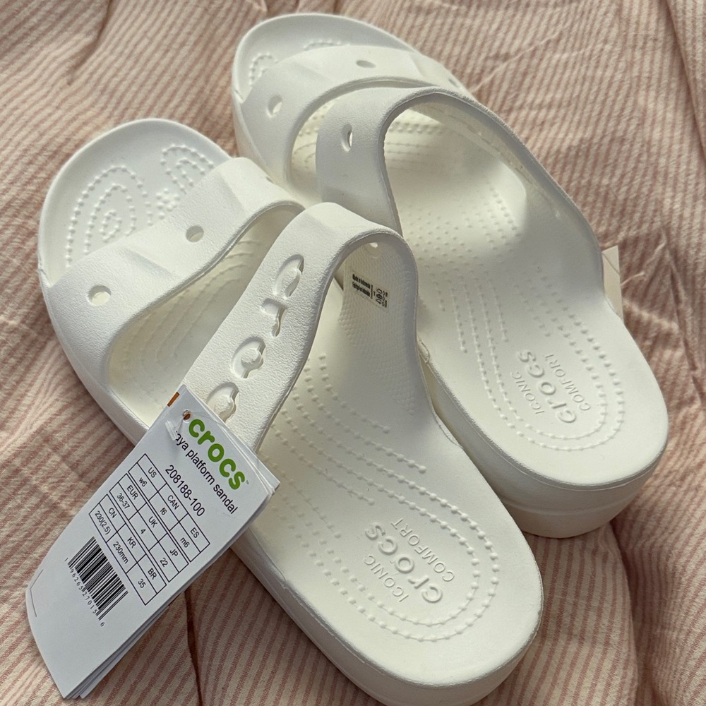 CROCS Classic White Baya Platform Sandals